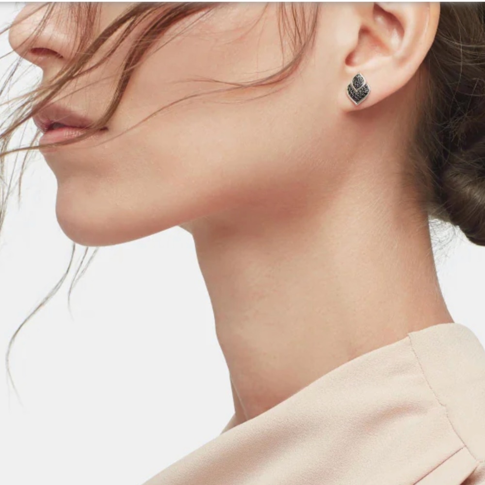 John Hardy Black Spinel Sapphire Stud Earrings